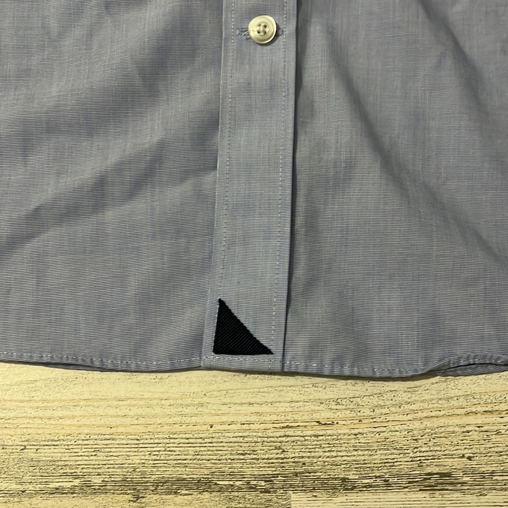 Untickit Blue Button Down Size Large - image 2